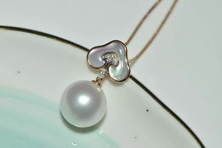 首飾設(shè)計(jì)新力量 亮寶樓首屆中國(guó)獨(dú)立珠寶設(shè)計(jì)師作品展專訪——連若辰的珠寶藝術(shù)世界